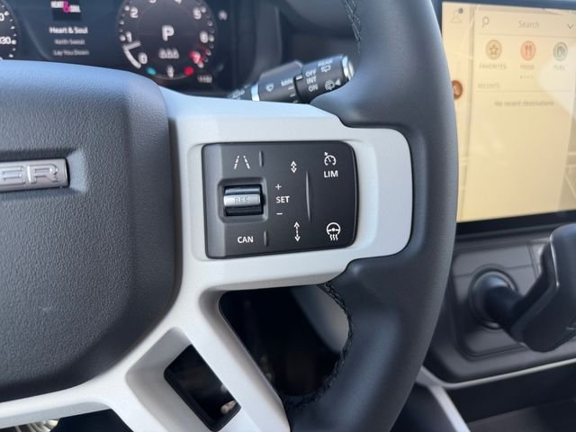 New 2026 Santorini Black Land Rover S image 23