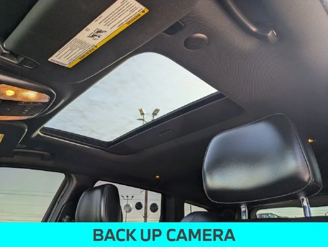 Used 2021 Red Jeep Laredo X image 17