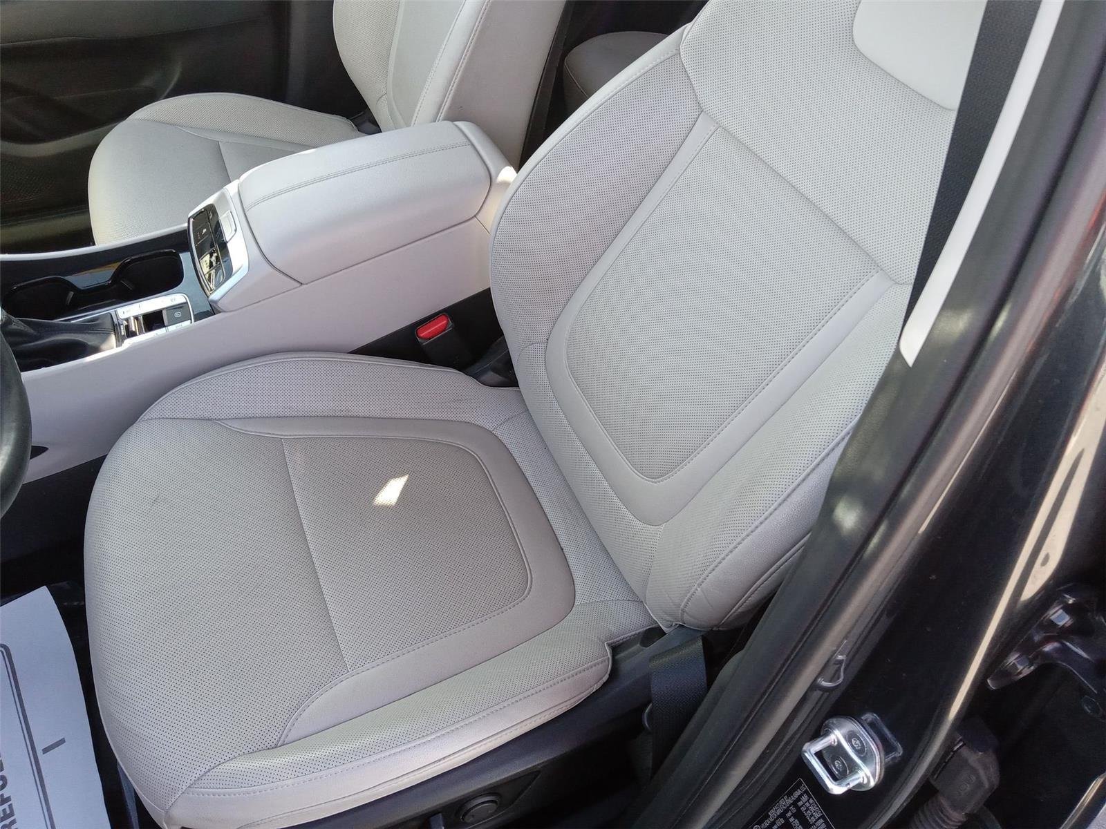 Used 2023 Hyundai Tucson SEL with VIN 5NMJFCAE8PH212590 for sale in Kansas City