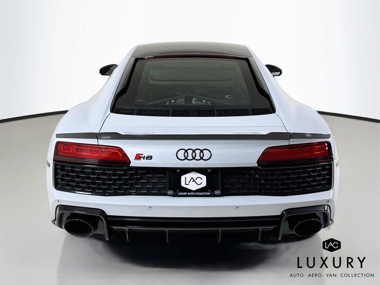 Used 2021 Suzuka Gray Metallic Audi 5.2 V10 | Carbon Ext Pkg | Diamond Stitched Int | Premium Pkg image 7