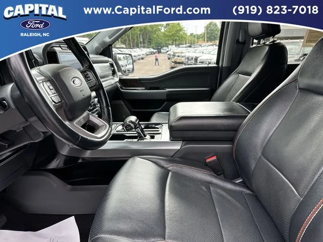 Used 2022 White Ford Lariat image 19