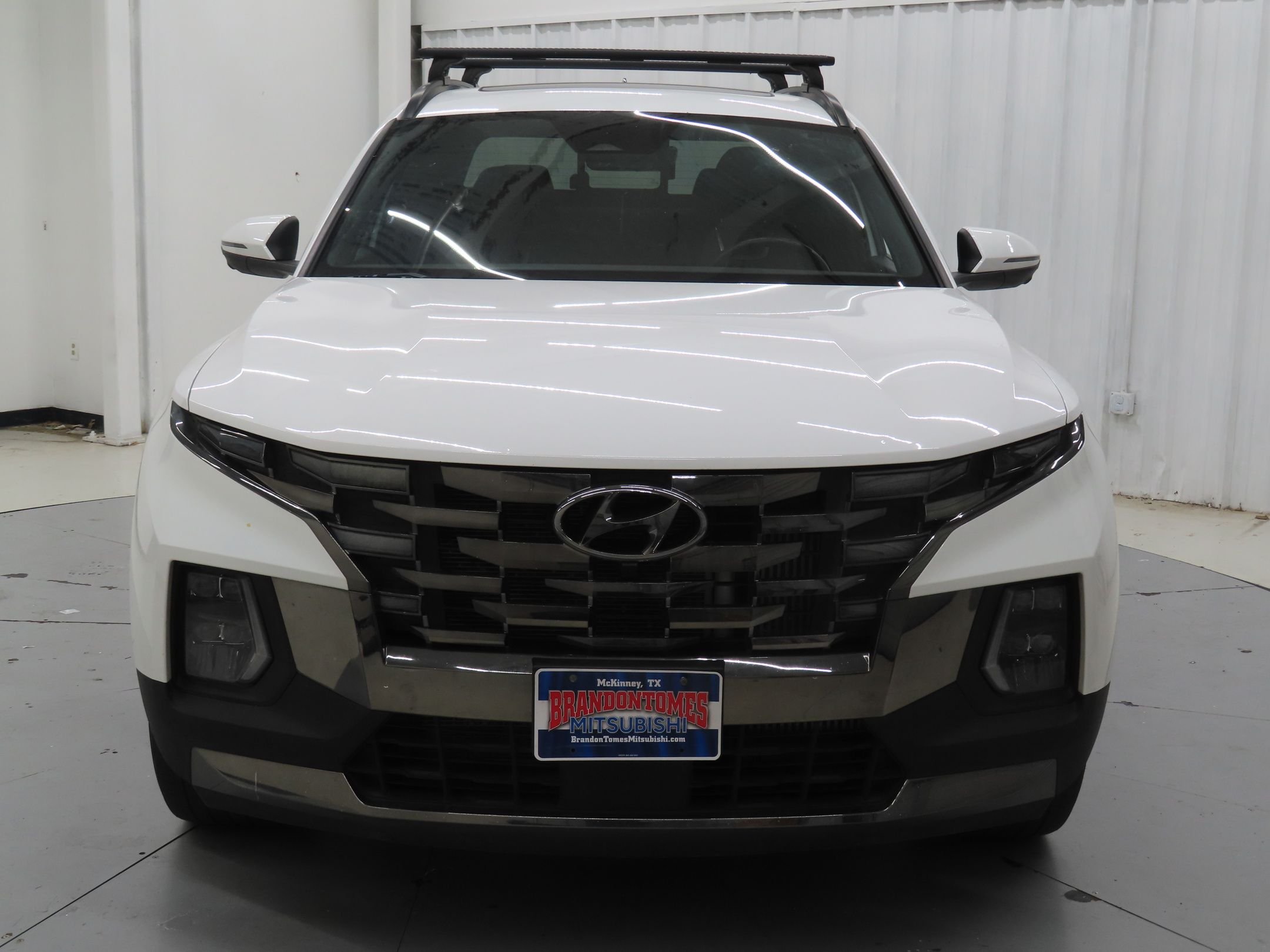 Used 2022 White Hyundai Limited image 9