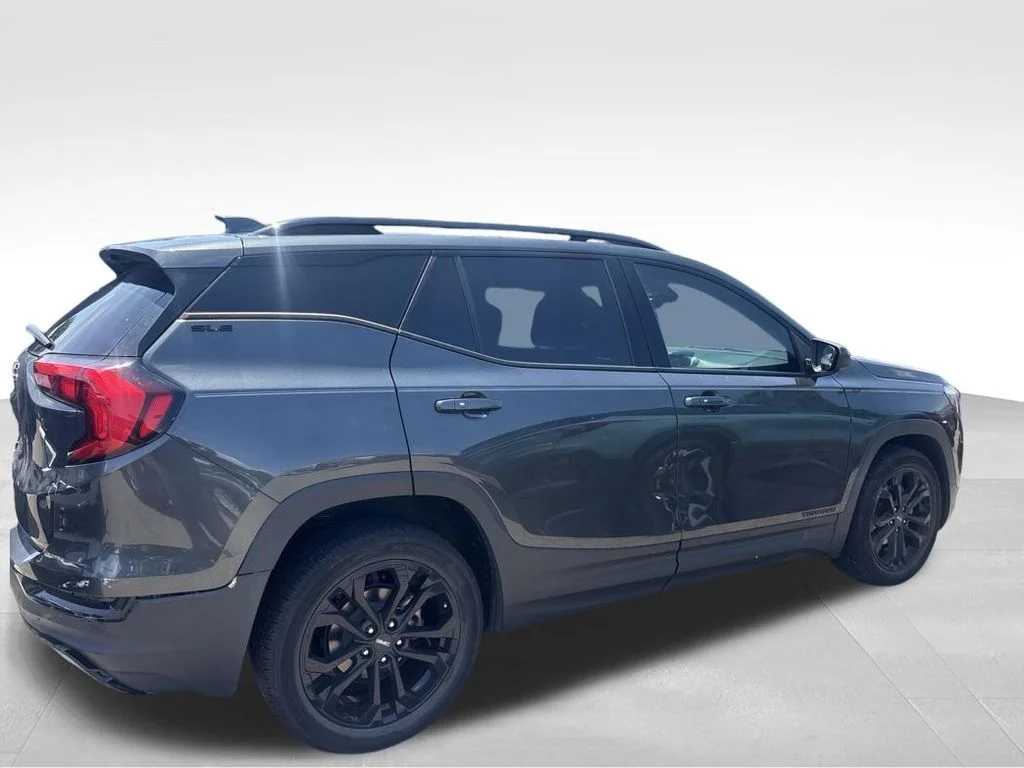 Used 2021 Gray GMC SLE image 8
