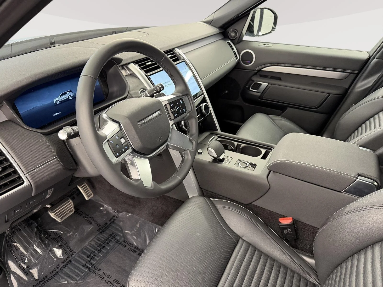 Used 2025  LAND ROVER SE image 20