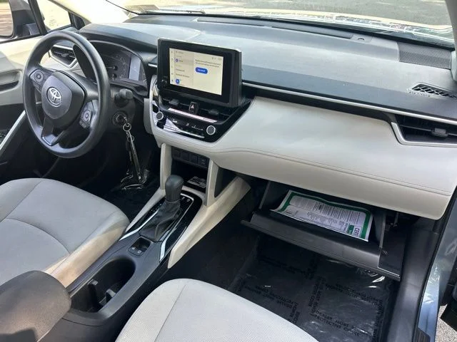 Used 2025  Toyota L image 21