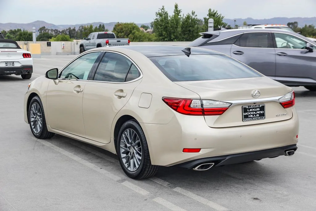 Used 2018 Beige Lexus 350 image 6