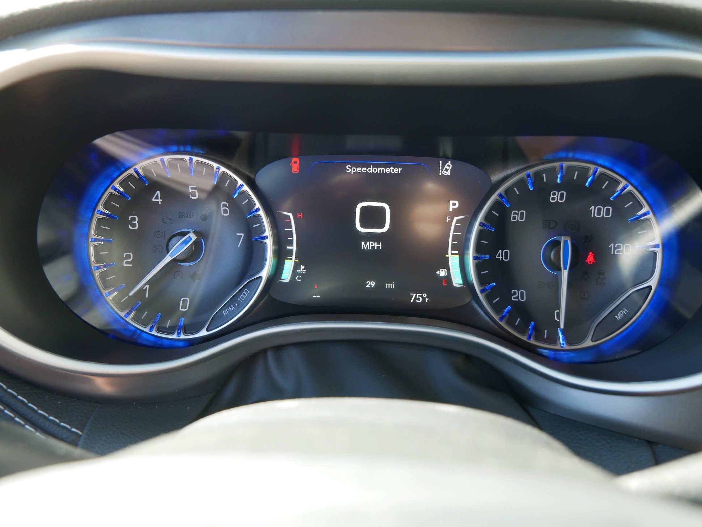 New 2026 Hydro Blue Pearl-Coat Exterior Paint Chrysler Select image 13