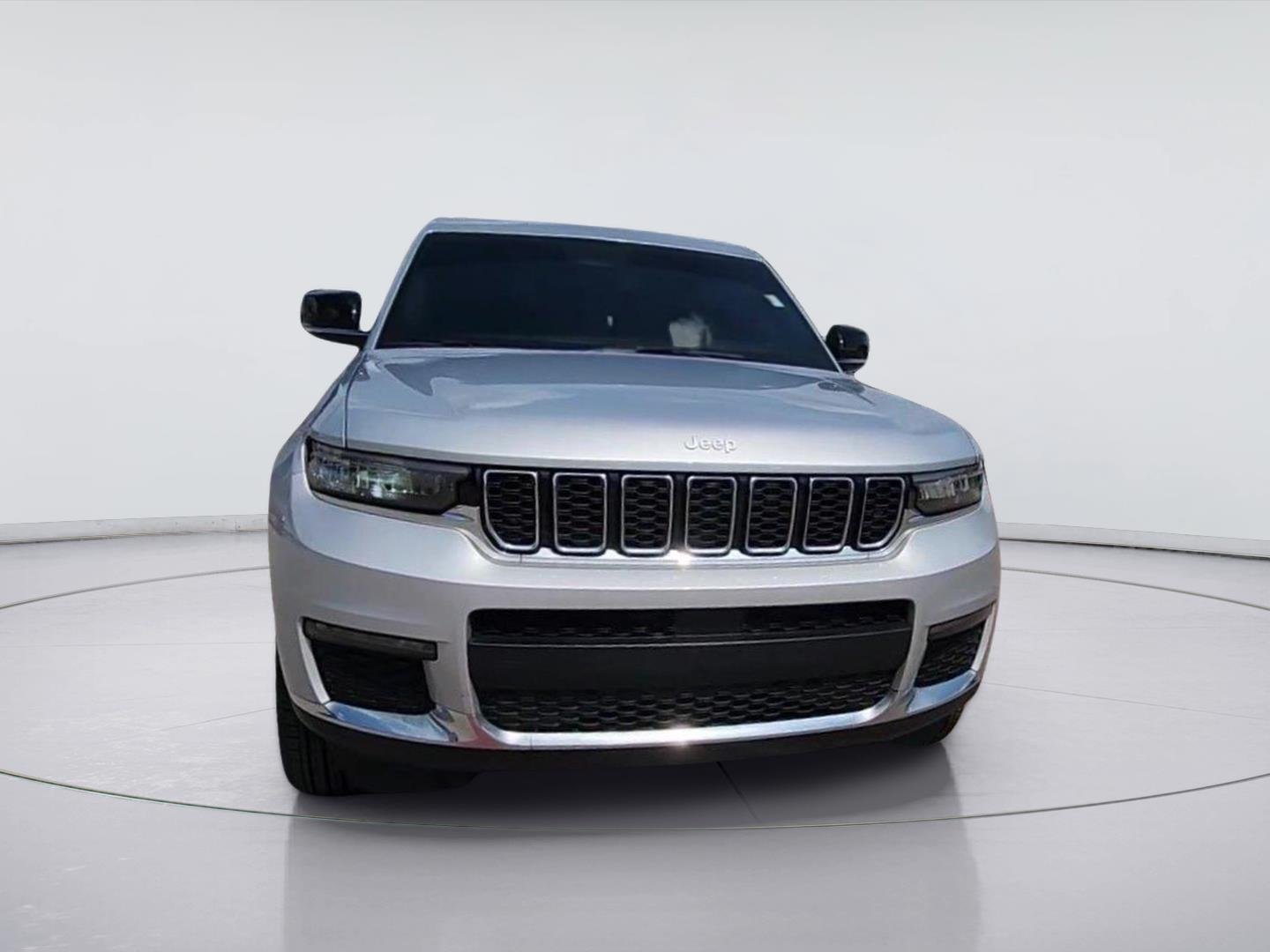2025 Jeep Grand Cherokee L photo 3 of 34