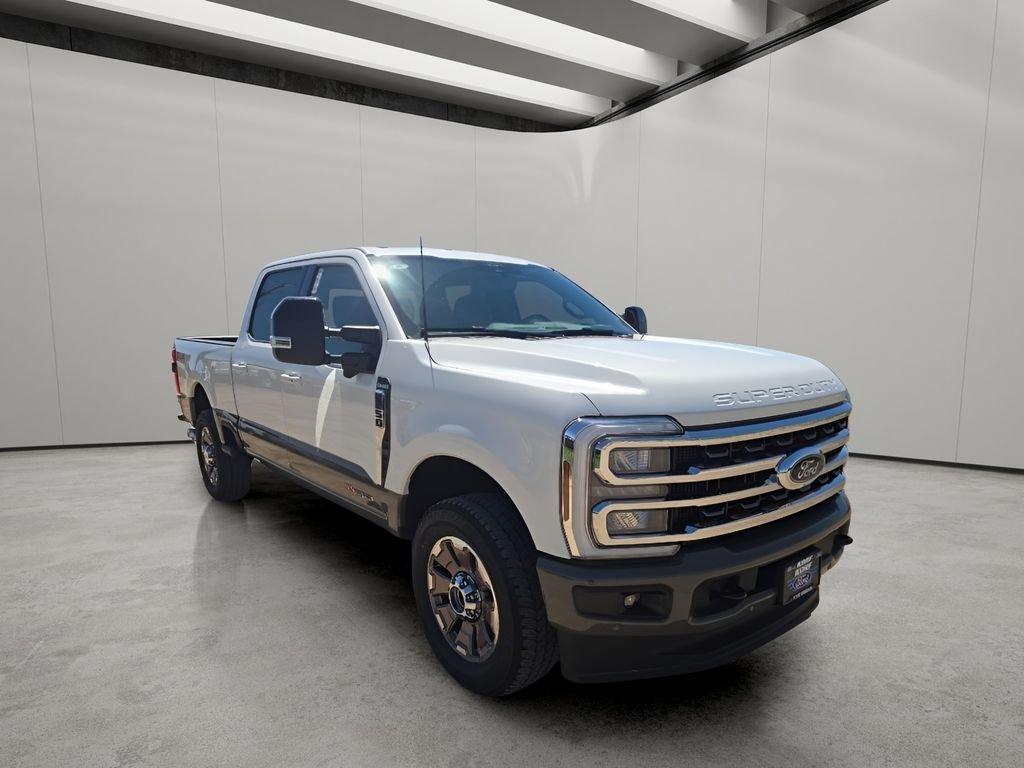 New 2026 Star White Metallic Tri-Coat Ford F-250® King Ranch® image 7