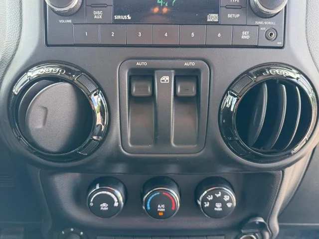 Used 2014 Ampd Jeep Sahara Altitude image 21