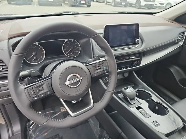 Used 2023 Gray Nissan SV image 16