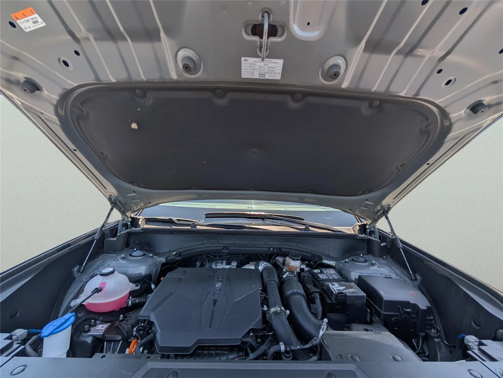 Used 2025 Hampton Gray Hyundai Limited image 35