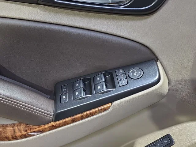Used 2020 Black Chevrolet Premier image 30