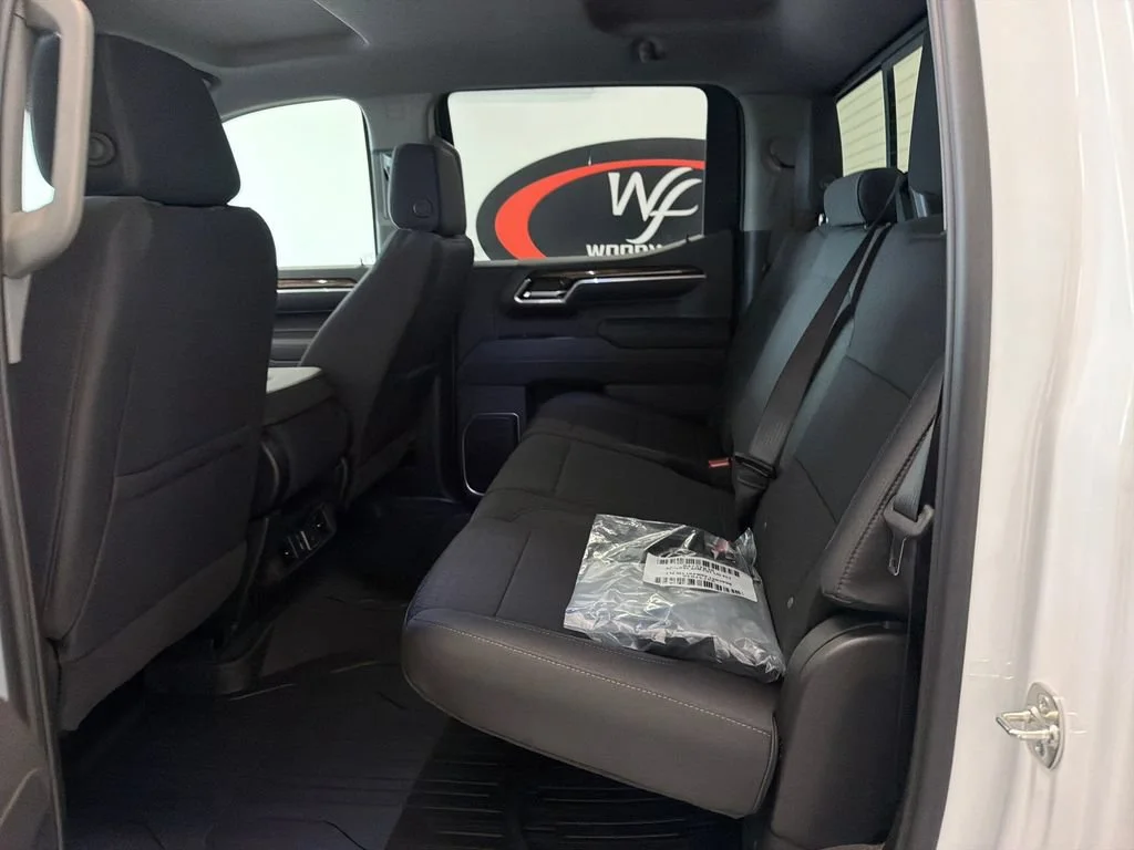 New 2026 Summit White GMC SLE image 12