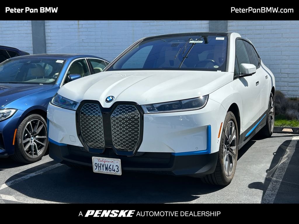 2024 BMW iX xDrive50's photo