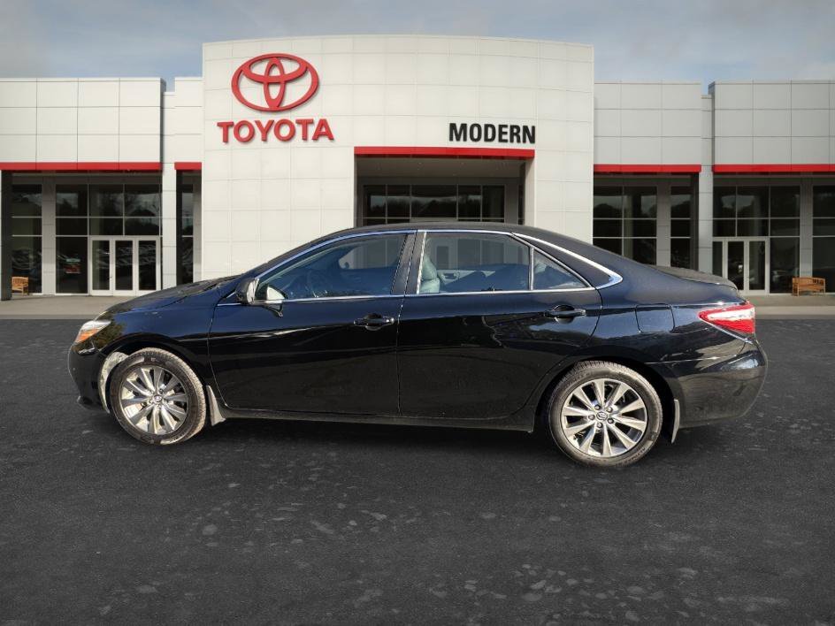 Used 2015 Attitude Black Toyota XLE image 8
