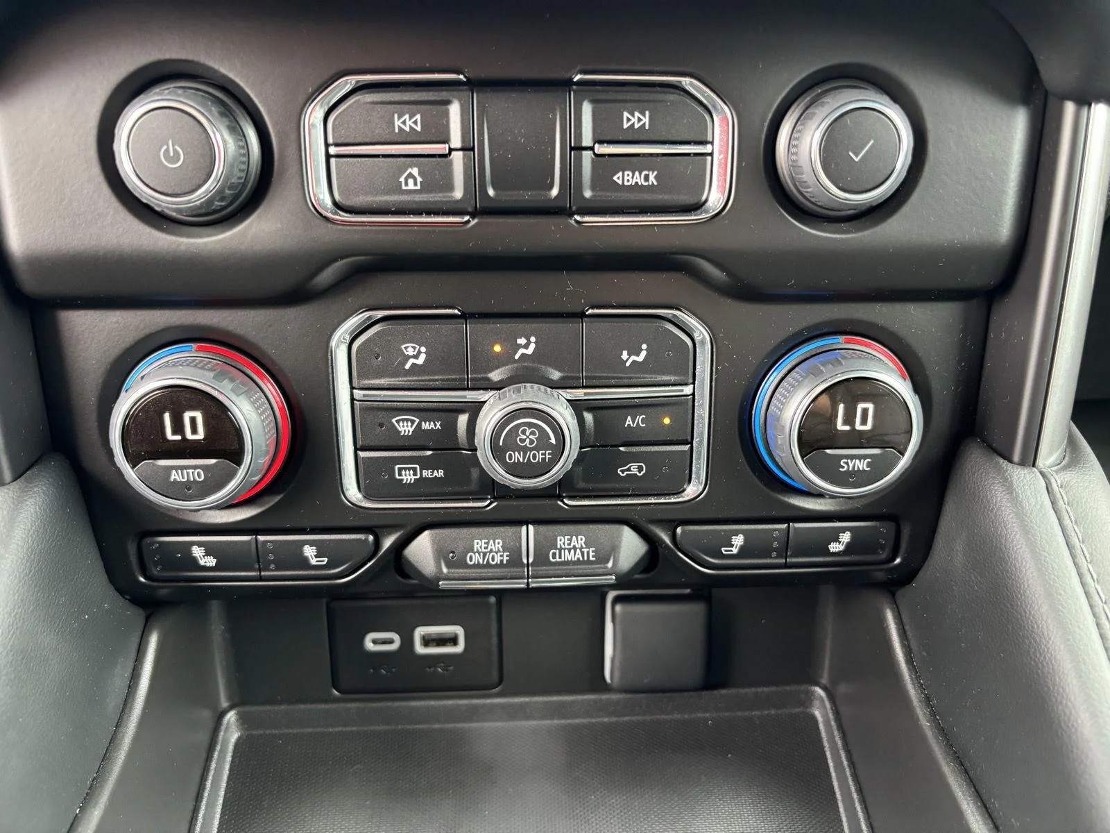 Used 2023 Sterling Gray Metallic Chevrolet Z71 image 26