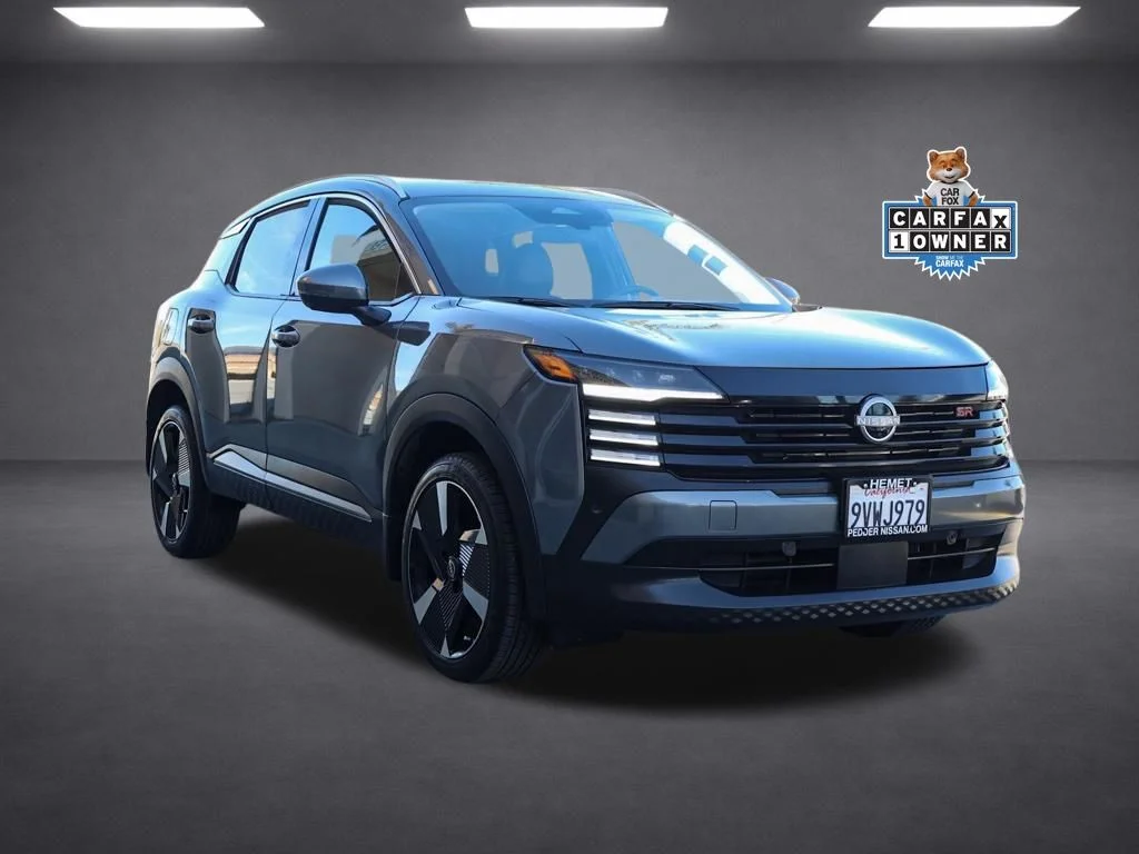 Used 2025 Gray Nissan SR image 1