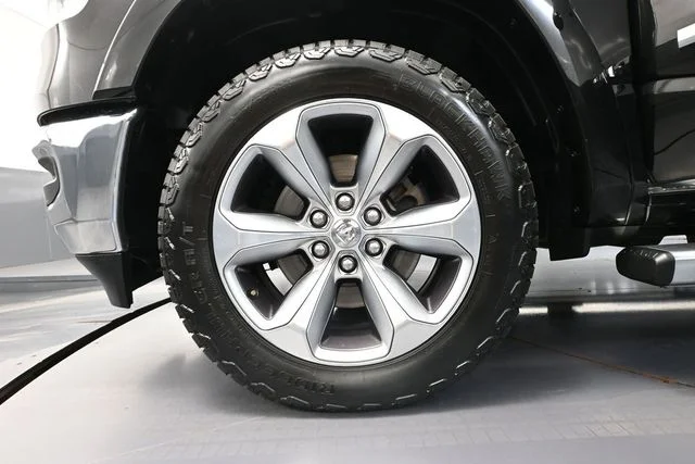 2019 RAM Ram 1500 Pickup Laramie - Photo 16