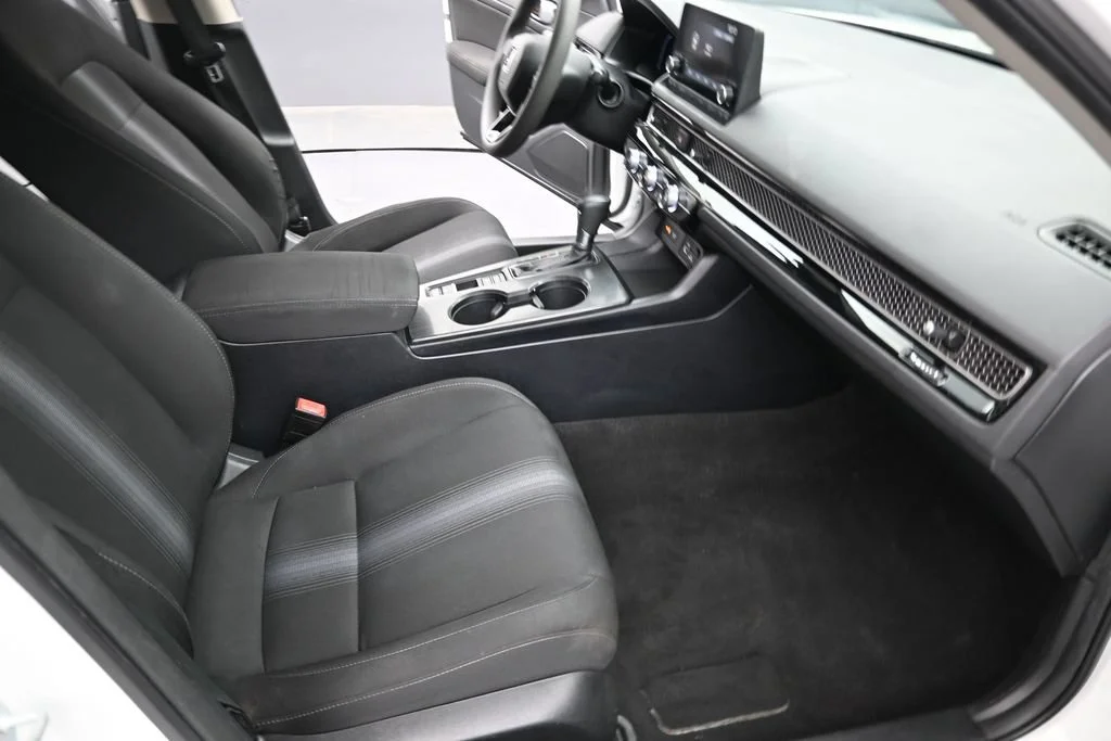 Used 2023 Platinum White Pearl Honda LX image 15