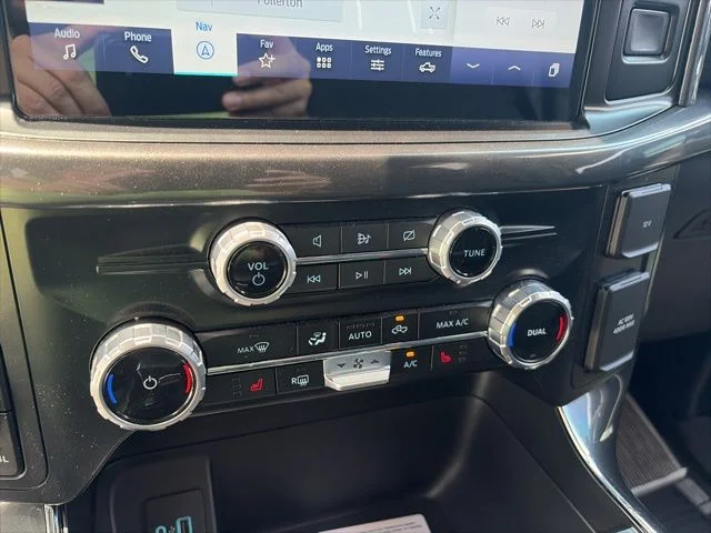 Used 2023 Gray Ford XLT image 17
