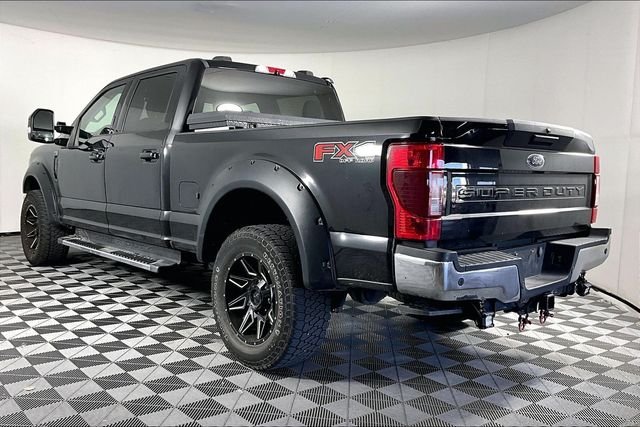 Used 2020 Black Ford XLT image 2