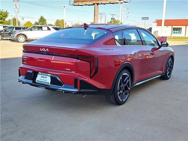 New 2026 Currant Red KIA GT-Line (IVT) image 3