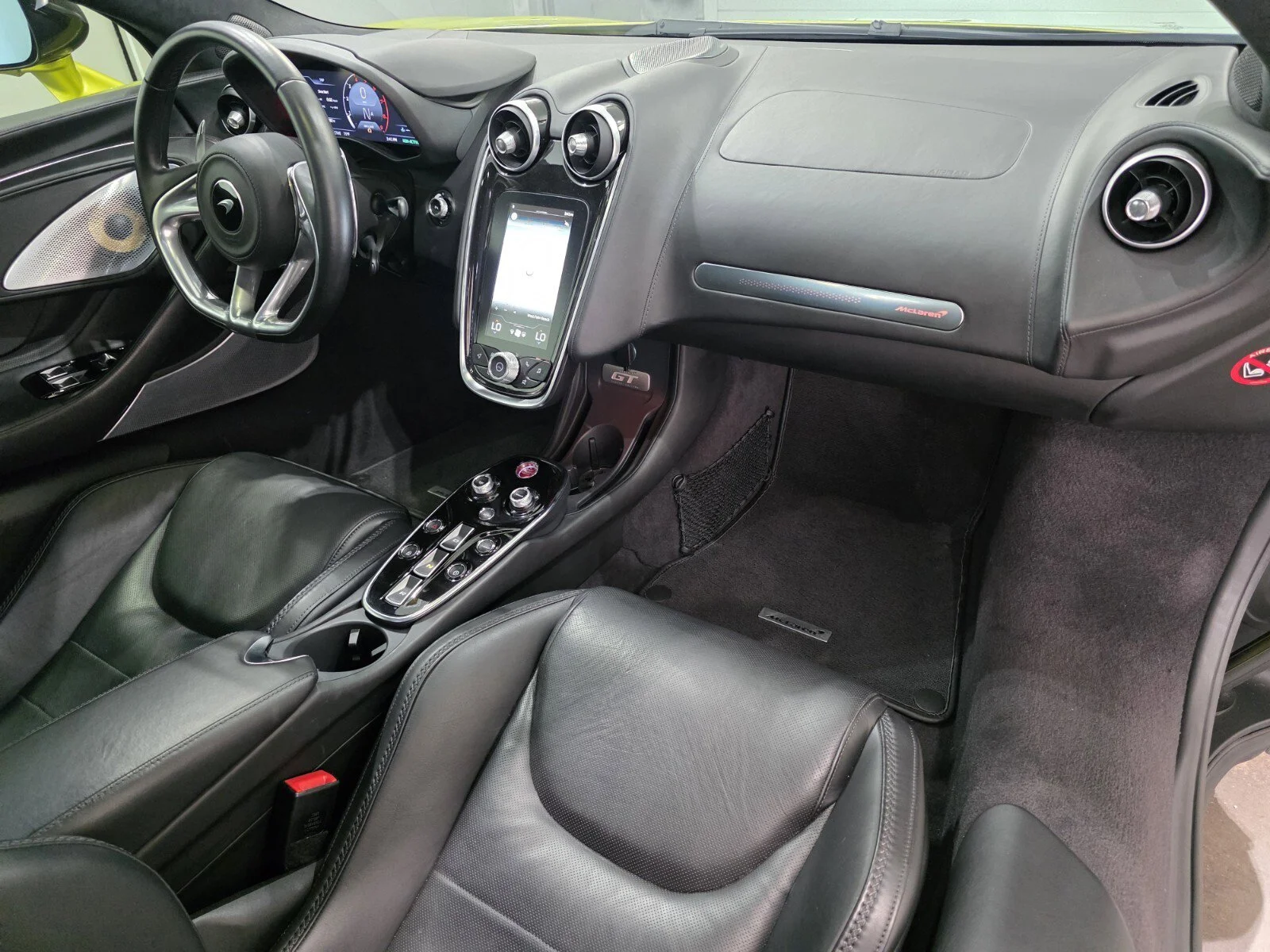 Used 2022 Flux Green McLaren  image 19