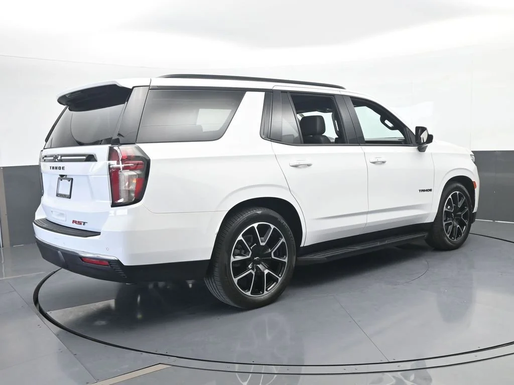 2021 Chevrolet Tahoe RST - Photo 6