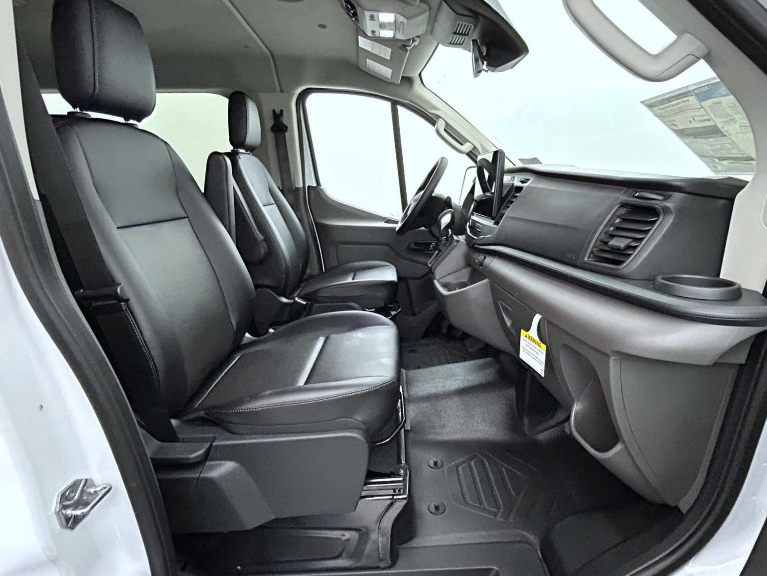 New 2026 Oxford White Ford XL image 15