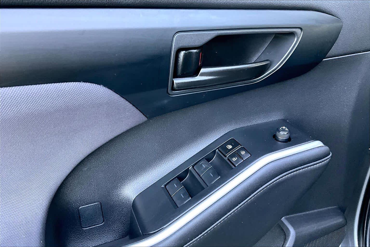 Used 2023 Magnetic Gray Metallic Toyota L image 31