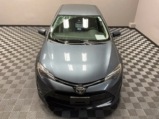 Used 2018 Gray Toyota LE image 5