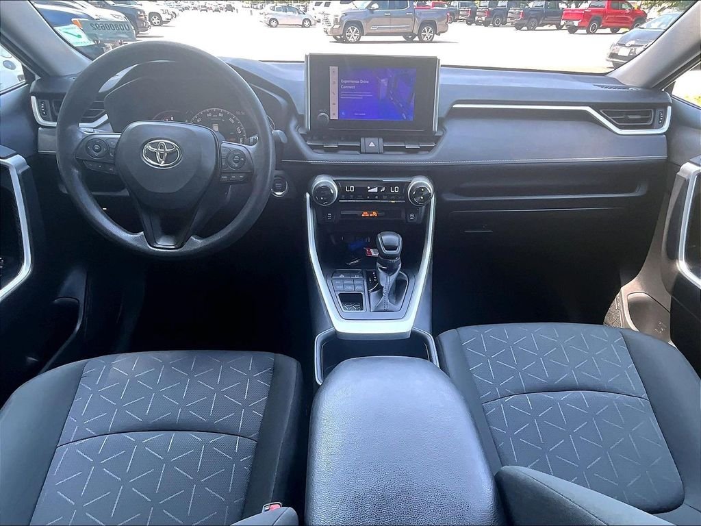 Used 2025 White Toyota XLE image 21