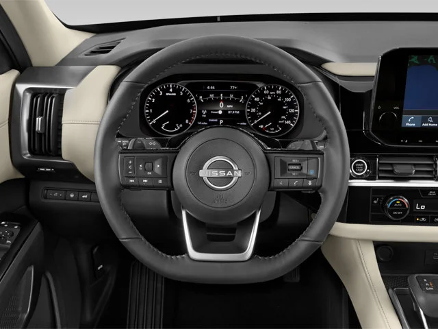 Used 2025 Everest White Pearl Tricoat Nissan Platinum image 8