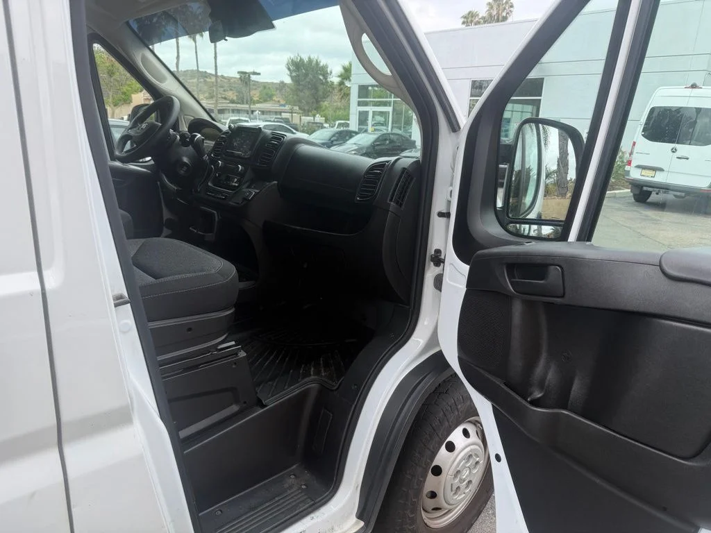 Used 2023 White Ram High Roof image 15