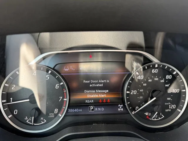 Used 2024 Glacier White Nissan SV image 23