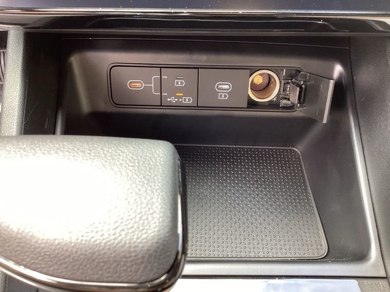 New 2026 White Hyundai SEL image 32