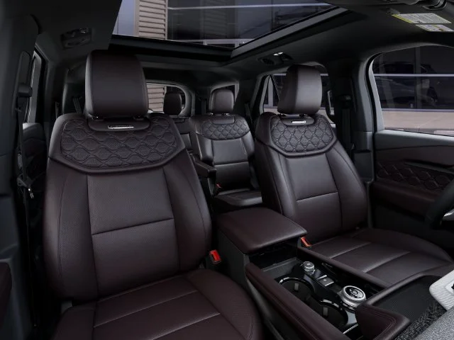 New 2027 Avalanche Gray Ford Platinum image 10