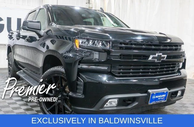 Used 2022 Black Chevrolet RST image 1
