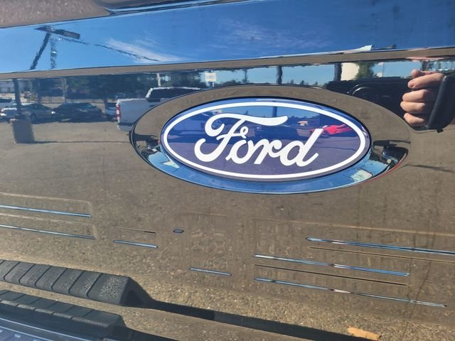 Used 2024 Black Ford XLT image 10