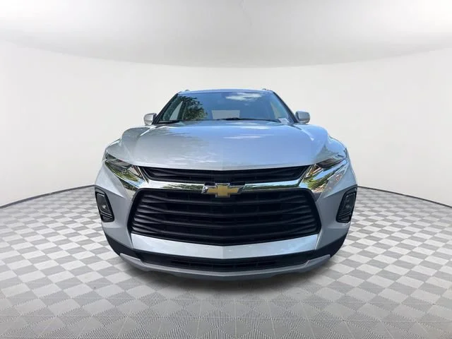 Used 2020 SILVER ICE METALLIC Chevrolet LT image 8