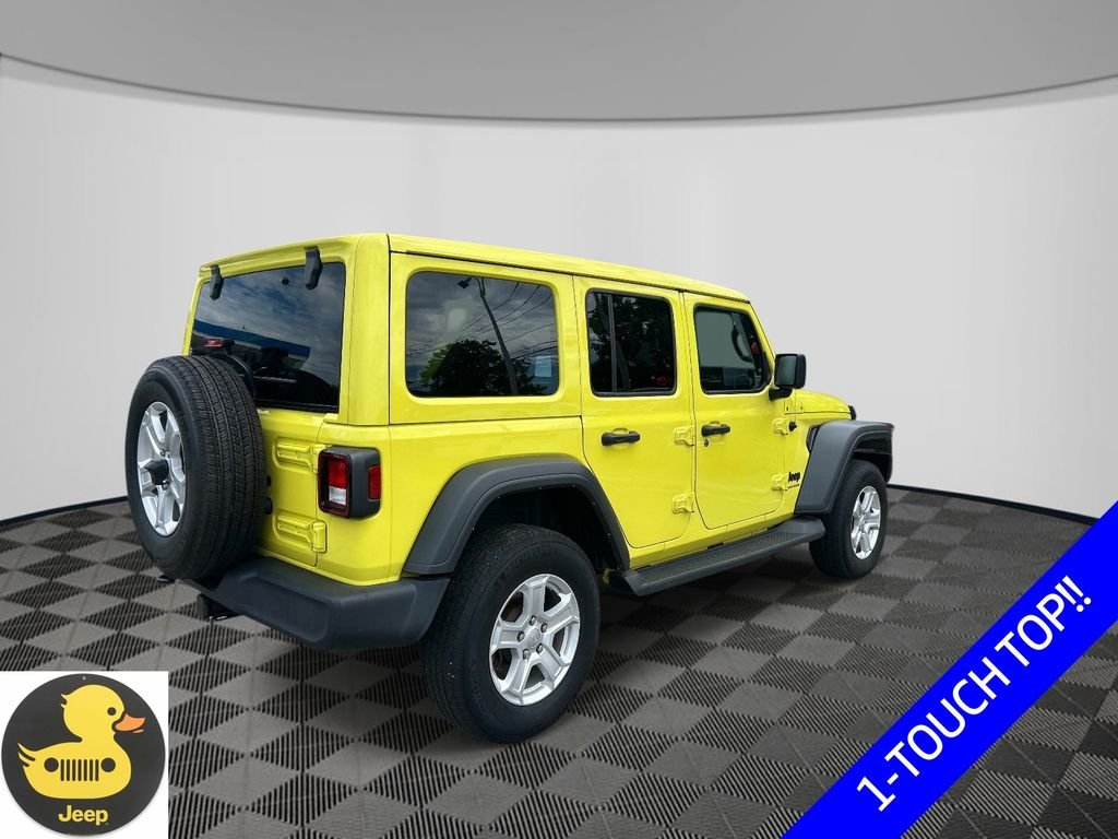 Used 2023  Jeep Sport S image 5