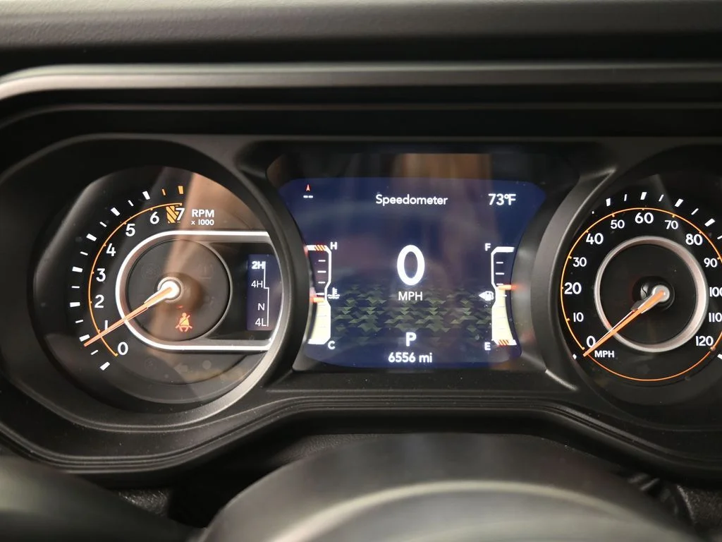 Used 2024 Black Clearcoat Jeep Sport S image 27