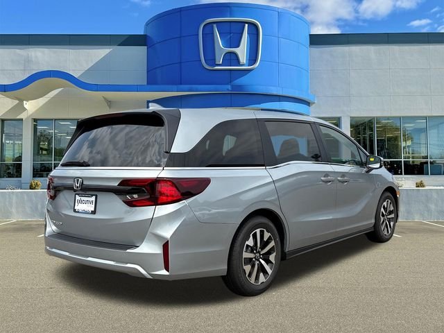 New 2026 Solar Silver Metallic Honda EX-L image 2