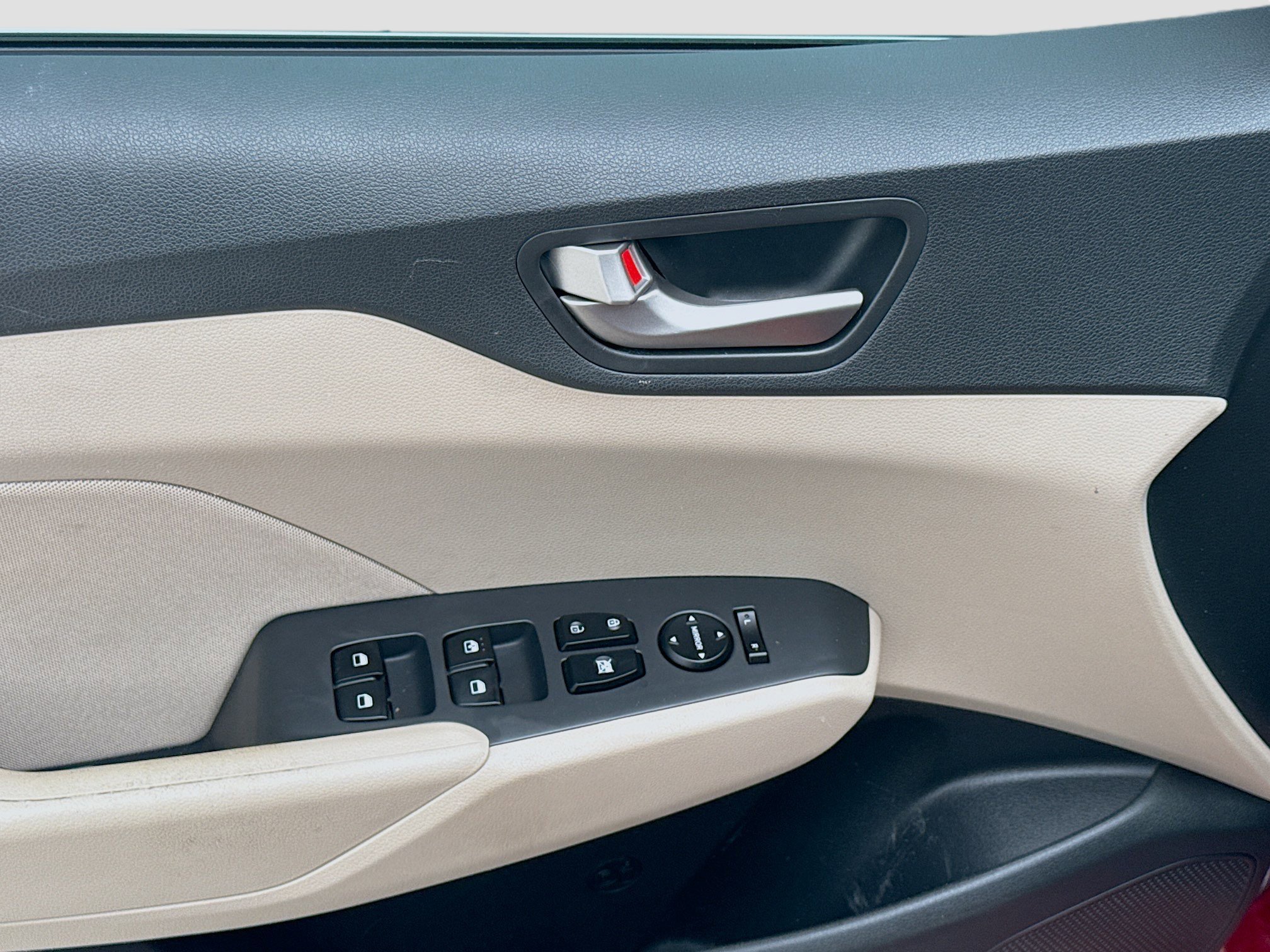 2022 Hyundai Accent SEL - Photo 12