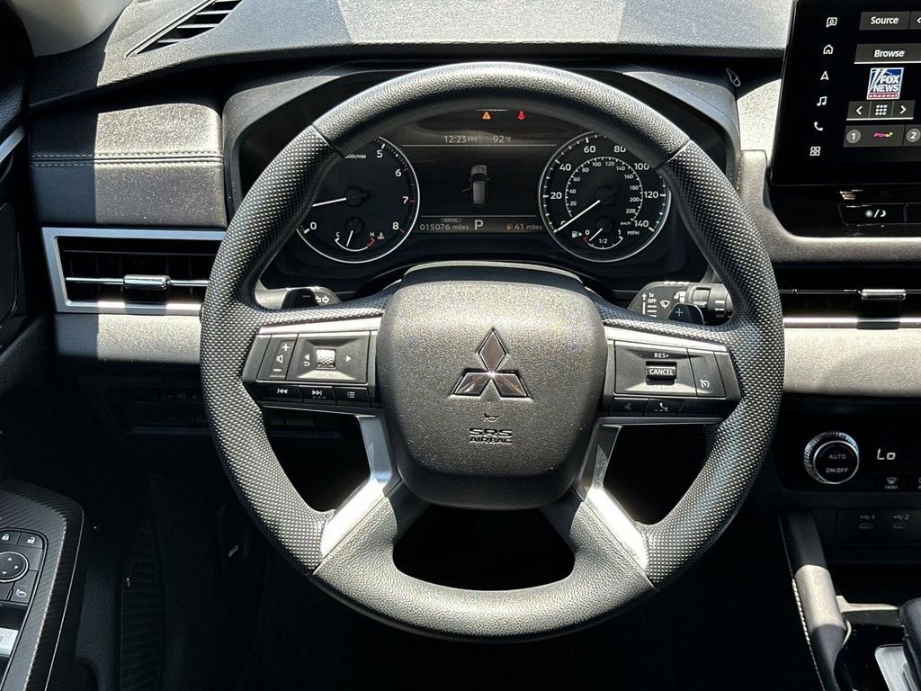 Used 2025 Black Mitsubishi ES image 11