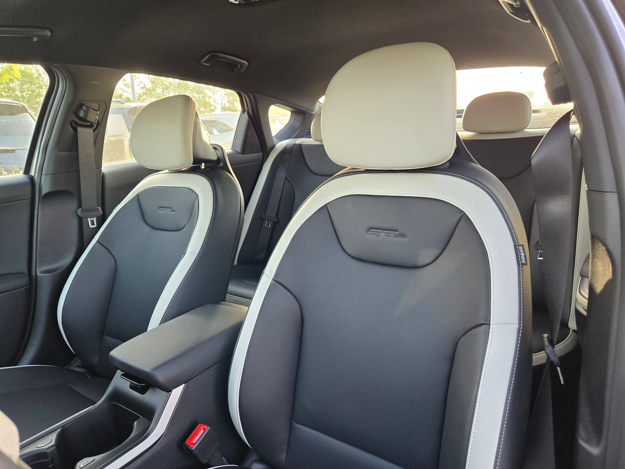 New 2026 Steel Gray Kia GT-Line image 19