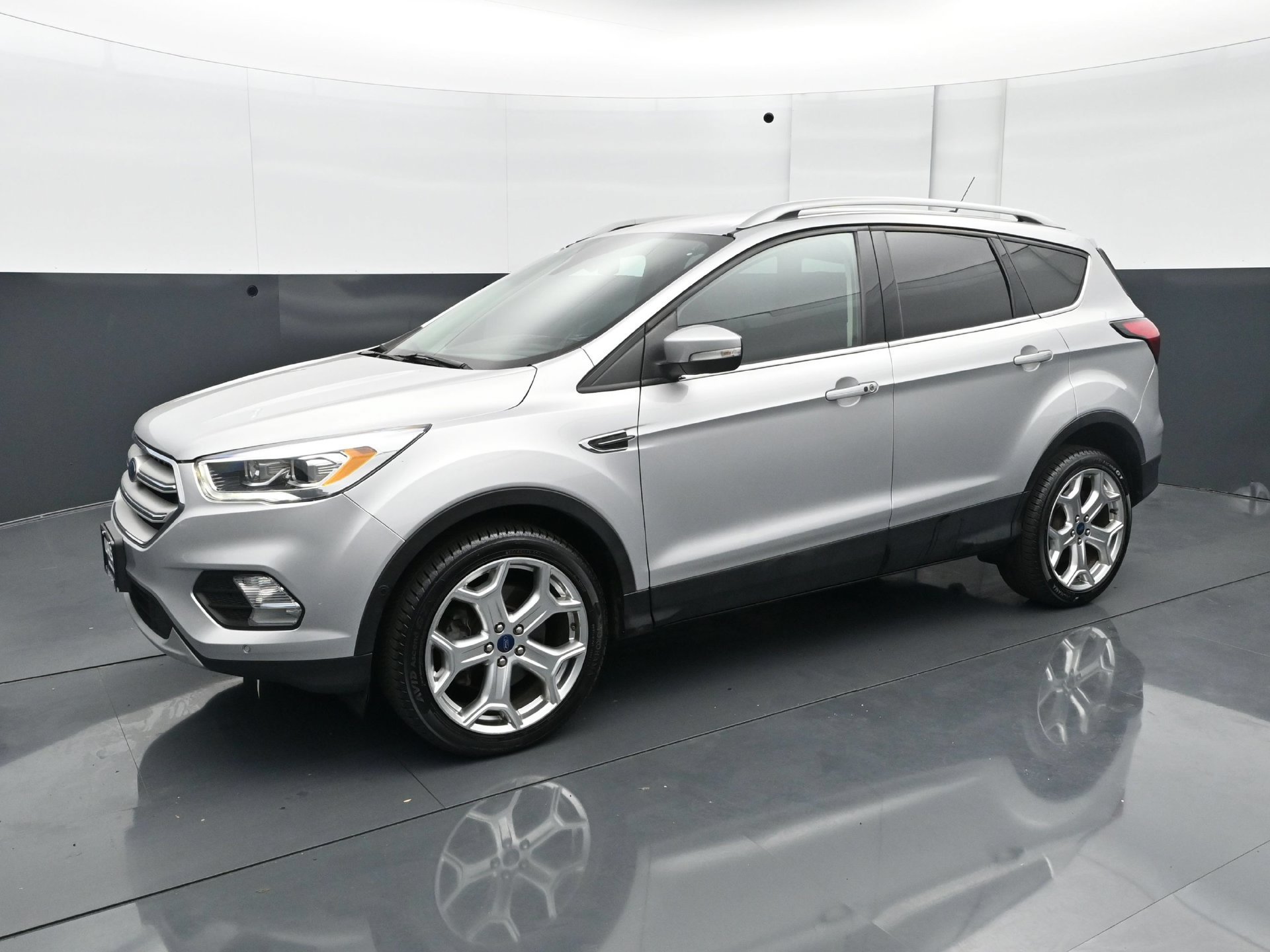 Used 2019 Ford Escape Titanium with VIN 1FMCU9J93KUA19815 for sale in South Saint Paul, MN