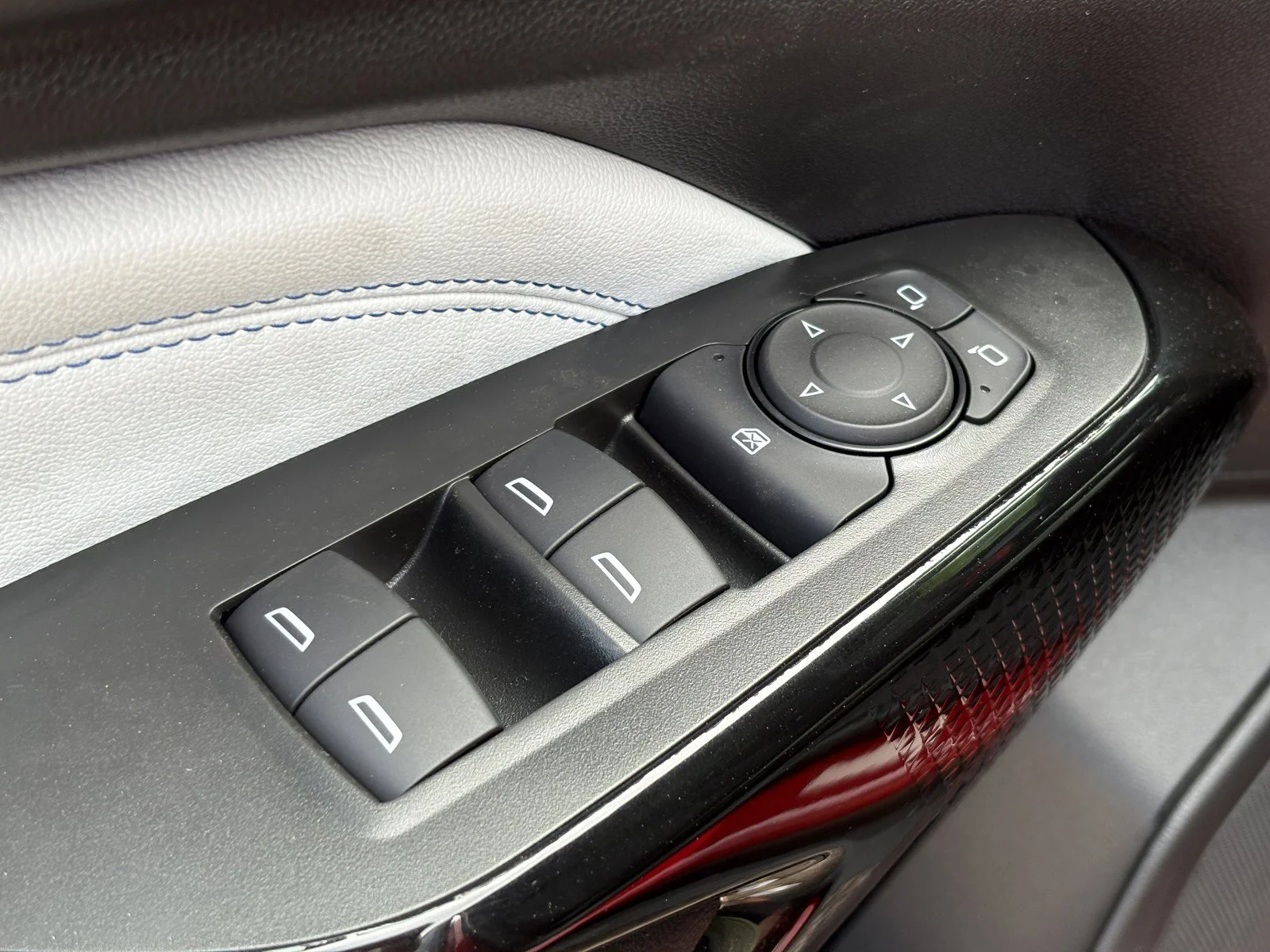 2026 Chevrolet Trax LT - Photo 19