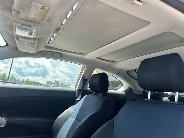 Used 2009 Red Scion Base image 5